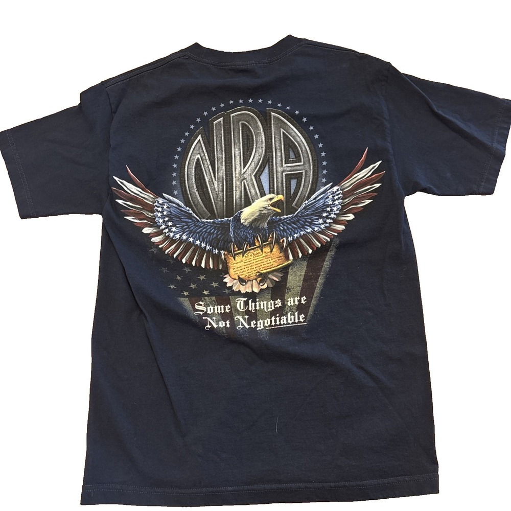 NRA Mens Blue Medium 2nd Amend Short Sleeve T Shirt Eagle Holding Constitution